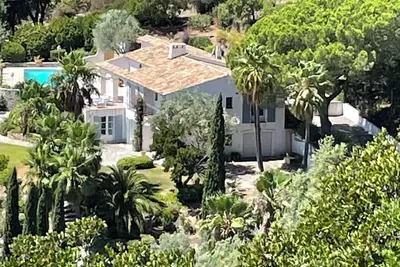 Image de Magnifique villa, golfe St Tropez, vue mer panoramique, piscine chauffée