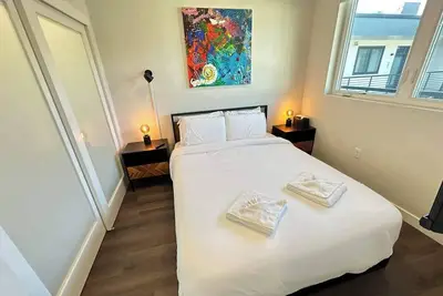 Image de Co6. (Condo) 1 Bed Lux/near St. Joseph/Laundry