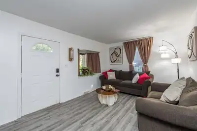 Image de Cottingham Cottage – Peaceful Family Retreat Near Great Lakes Naval Base