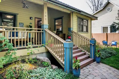 Image de Quintessential Hailey Craftsman Home