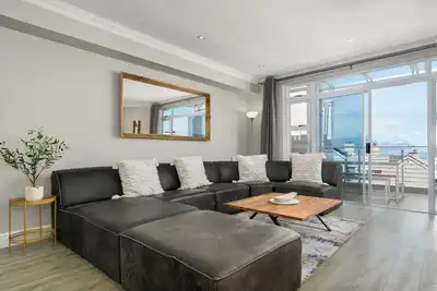 Image de Tranquil Bona View Apartment |Table Mountain Views