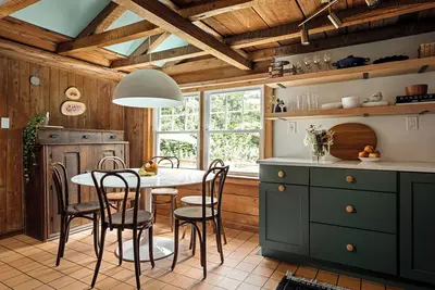 Image de Charming Hillside 3br Cottage on 6 acres in Leelanau County