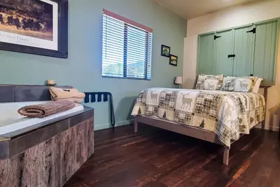 Image de Pine Creek Cabins - Cabin 5 (L2)