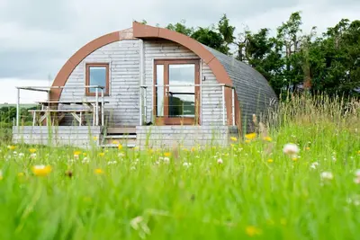 Image de Eco-friendly cabins next to The Crossings pub (1)