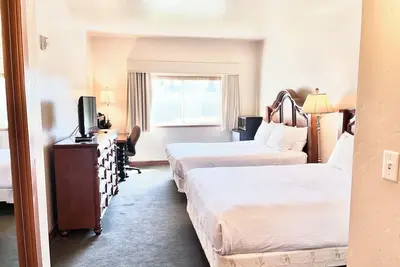 Image de 1083 • Peaceful Double Queen Stay Near Park City & Deer Valley Ski Resorts