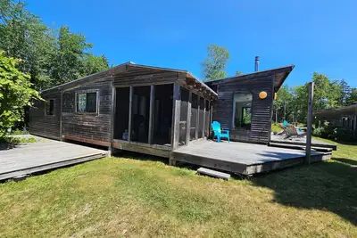 Image de Pressey Woods - Wooded, Main and Guest House