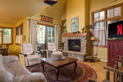 Image de Summit Lodge at Arrowhead | Resort Amenities