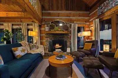 Image de Smoky Mountain Cabin Getaway, Hot Tub, Mountain Views & Movie Loft