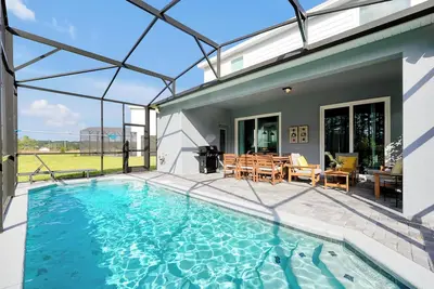 Image de Brand New 5br with Avengers & Disney Themes, Pool