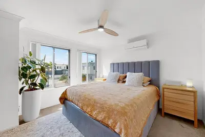 Image de Luxurious 3-bedroom townhouse with pool