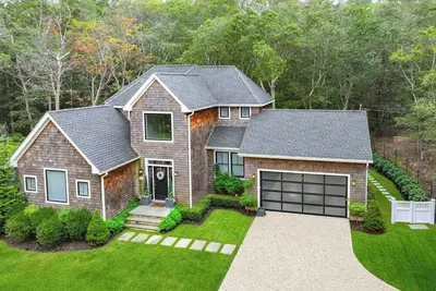 Image de New Construction full of amenities