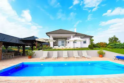 Image de Villa Lavanda (V1051-K1) - Križevci