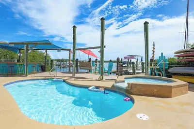 Image de Wide Water Getaway