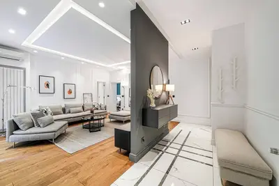 Image de Enjoy B-52 Crown\nTwo-bedroom luxury apartment in the city center of Belgrade