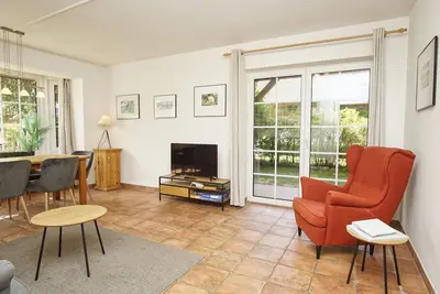 Image de Spacious vacation apartment with terrace and garden in the quiet Landhaus Wildrose -