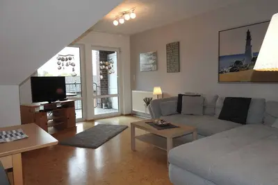 Image de Modern vacation apartment MeerMoment with balcony and family comfort in Hooksiel.
