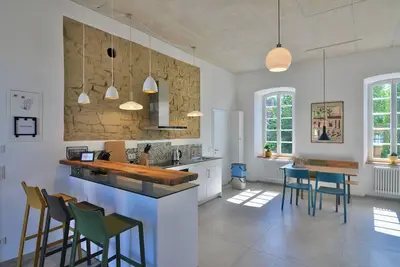 Image de Modern living in the classroom of an old school