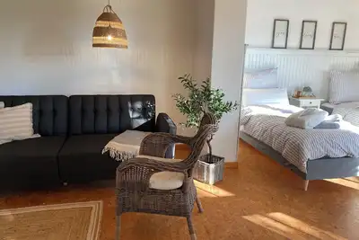 Image de Whirlpool, terrace & country house style - dream vacation apartment on the Alb