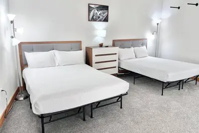 Image de 2037 • Family-Friendly Double Queen Mountain Suite Near Deer Valley Ski Resort