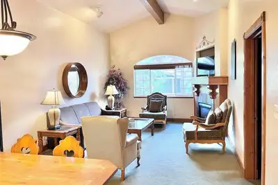 Image de 3070/72 • Resort Villa 2b2b • Minutes to Park City