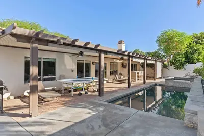 Image de The Deserts Best Kept Secret by Navigate Stays