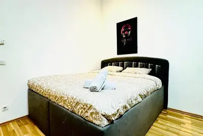 Image de Stylish Studio | Steps from Augarten Park