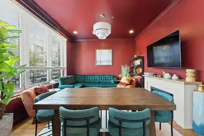 Image de 1 Free Parking, Gym, Balcony, Sleeps 10