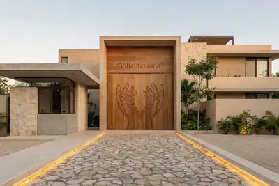 Image de Ultra-luxury private villa in Tulum with chef, yacht, transport & jet skis free