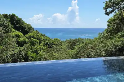 Image de Villa moderne 4 ch, belle vue mer, piscine, 5min de la plage