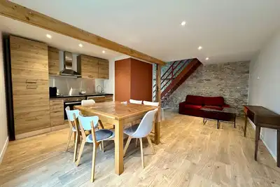 Image de Jolie dépendance proche forêt -Nemours