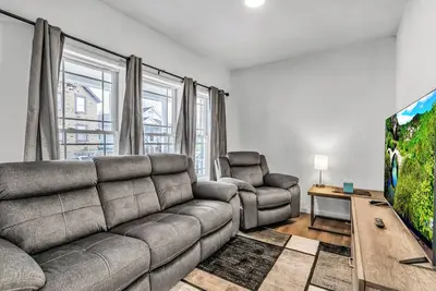 Image de 3-Bedroom 2-Bath House Sleeps 8 Buffalo Ny