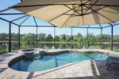 Image de Pool Villa, 3br/3ba, private heated pool, Golf Community, Pet friendly