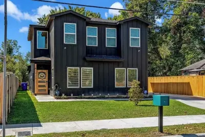 Image de Spacious New Waco Retreat • Near Baylor & Silos