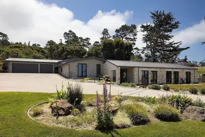 Image de Ocean View Carmel Private Home Across from Point Lobos Park & Monastery Beach