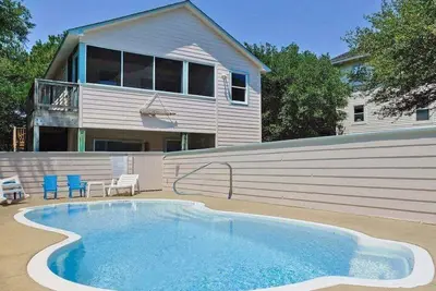 Beached & Lovin' It | Pool, Game Room & Screened Porch