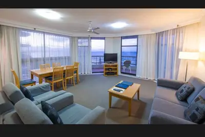 Image de Perfect seaside location for your holiday, walking distance to shops & cafes