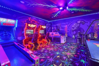 Image de Spellbound Haven - Ultra Themed 10br Disney Family Villa Sleeps 22 in Davenport