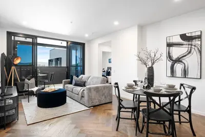 Image de The Aria on Prospect—Where Style meets Local Life