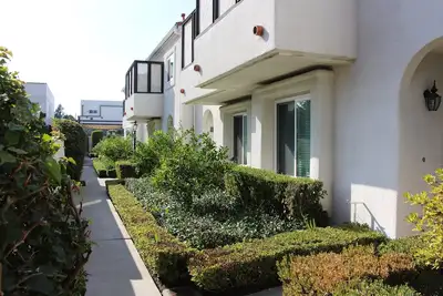 Image de Two Bedroom Two Bathroom Townhome in Pasadena