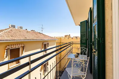 Image de Joli appartement pour 5 personnes avec climatisation, Wifi et balcon