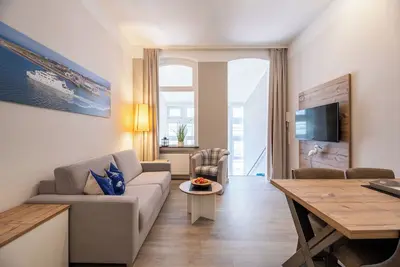 Image de Cabin 7 in the Inselanker vacation home shines in a modern maritime style - bright, f