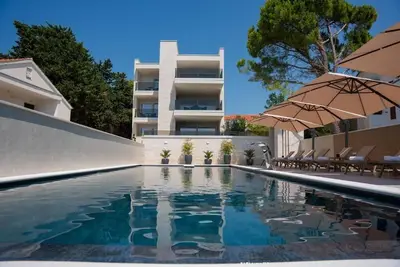 Image de Bumblebee one-bedroom apartment with pool