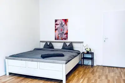 Image de Modern Studio Stay Near Stadthalle