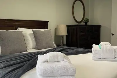 Image de The Cardinal House 1a. In a Stunning area, see the deer pass by!