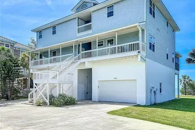 Image de New! Waterfront Retreat 6bd-5ba Bring your Boat!