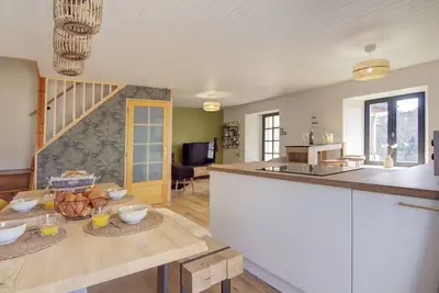 Image de Gite l'orée du Mézenc ** et son bain nordique privatif