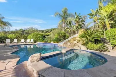 Image de Hilltop Villa_Amazing Pool+Views