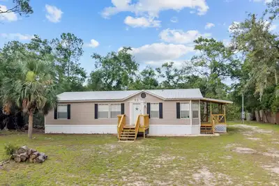 Image de Starfish Cottage -  cozy place sleeps 8 guests with internet and big yard