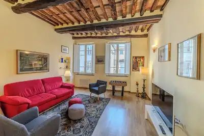 Image de Charming Apartment with Scenic Views in Lucca