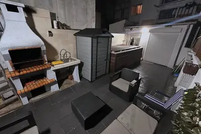 Image de Cacém Maison a cosy apartment with outdoor space Grill facilities and 3 bedrooms